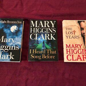 Lot of 3 (2 Signed) MARY HIGGINS CLARK 1st Ed/1st Print HCDJ all